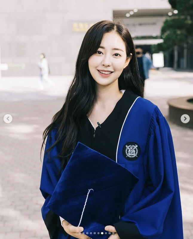 '솔로지옥2' 신슬기 서울대 졸업사진 공개→덱스 "우와!" 주접댓글 '호…