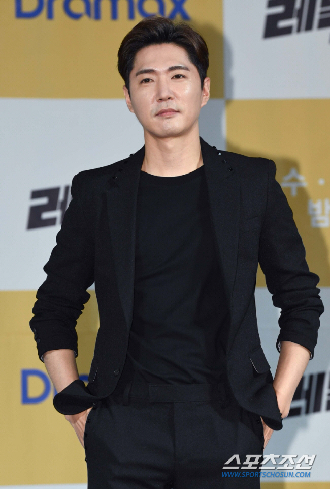 데니안, 아이오케이컴퍼니와 전속계약…김태우와 한솥밥 [공식]