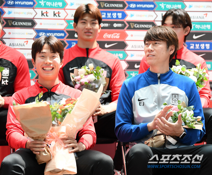 [현장스케치]'찬란했던 스무살의 여름' 김은중과 아이들, "韓, 빛나게 …