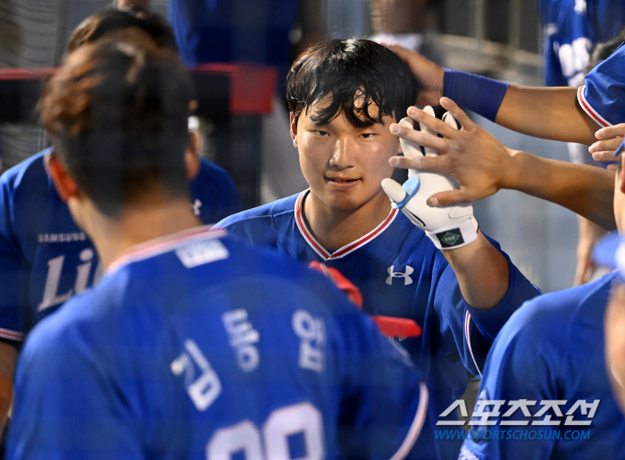 "나도 부모님도 거짓말인 줄 알았다" 오키나와 1,2군 합동캠프의 유산,…