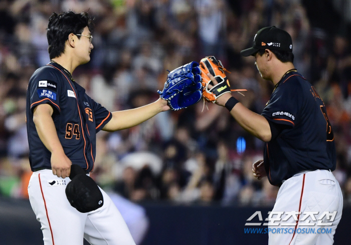 2군 첫 선발 김서현 2이닝 5안타 2실점…직구 가운데만 보고 던졌다, …