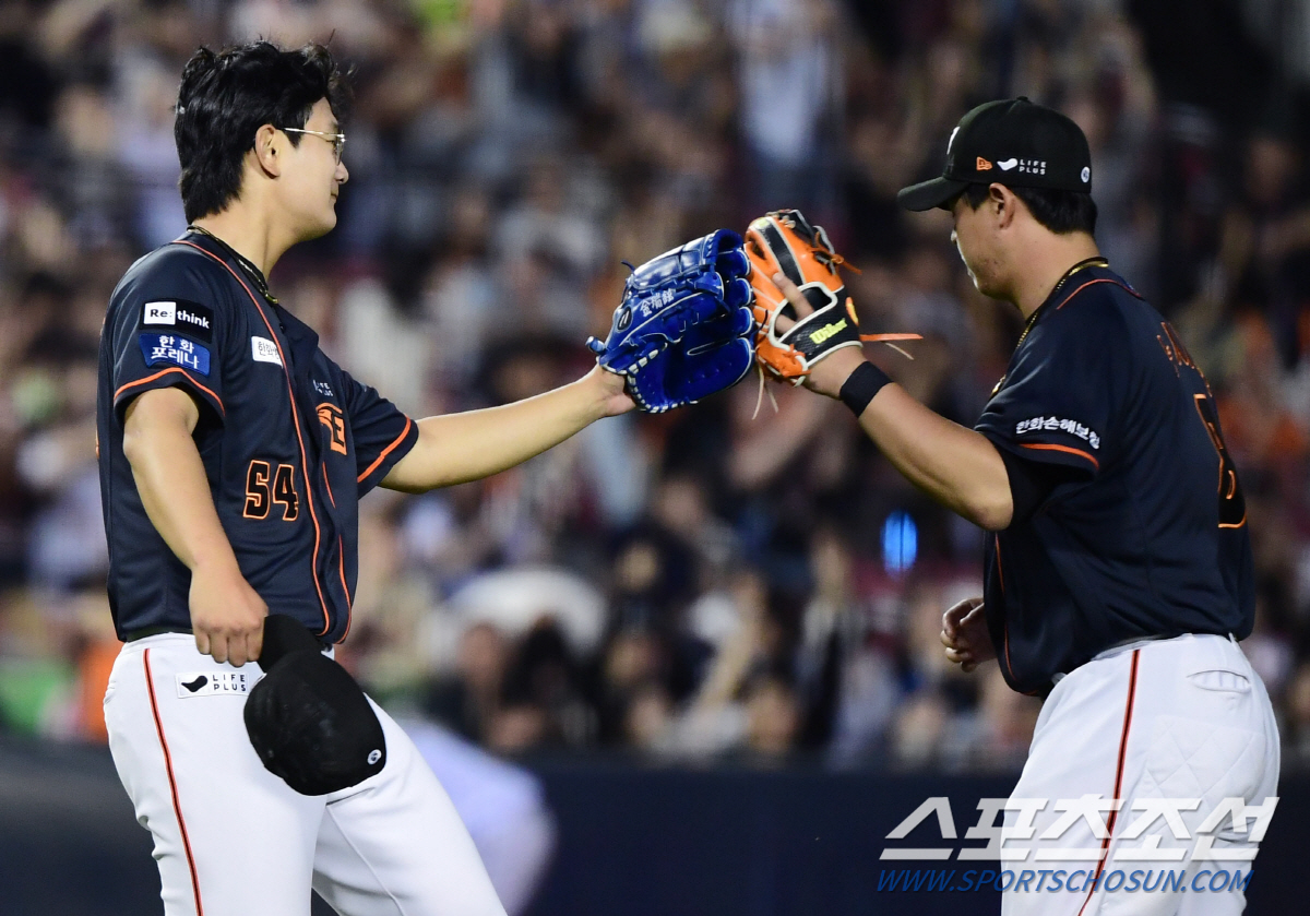 2군 첫 선발 김서현 2이닝 5안타 2실점…직구 가운데만 보고 던졌다, …