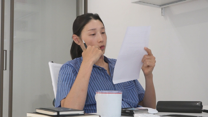 '나혼산' 김연경, 먼지 한 톨도 용납 NO!…돌돌이 '무한 루프'