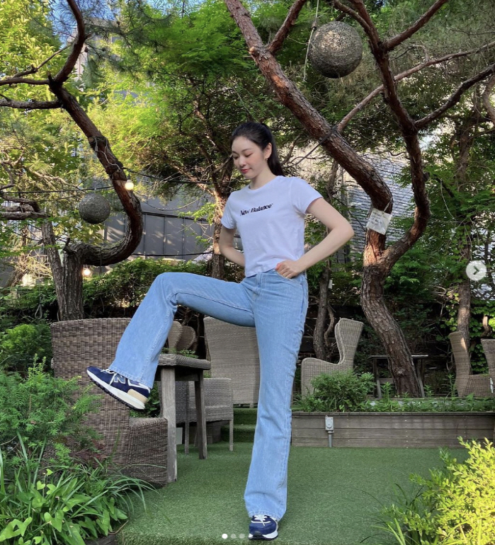 김연아 다리길이 실화? 운동화 신고도 '9등신 청바지 여신'