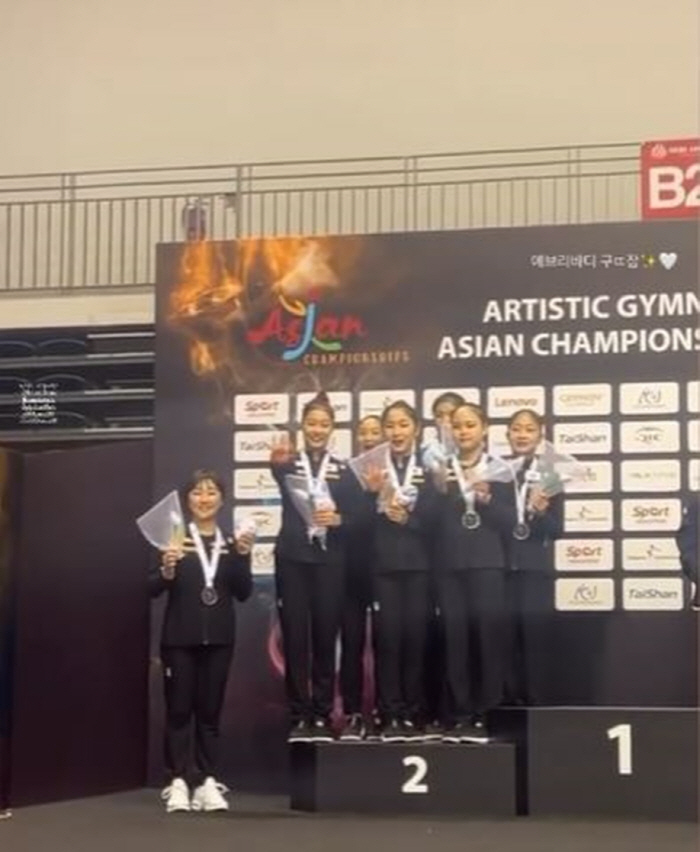 韓여자체조 亞선수권 은메달! 신솔이 개인종합3위