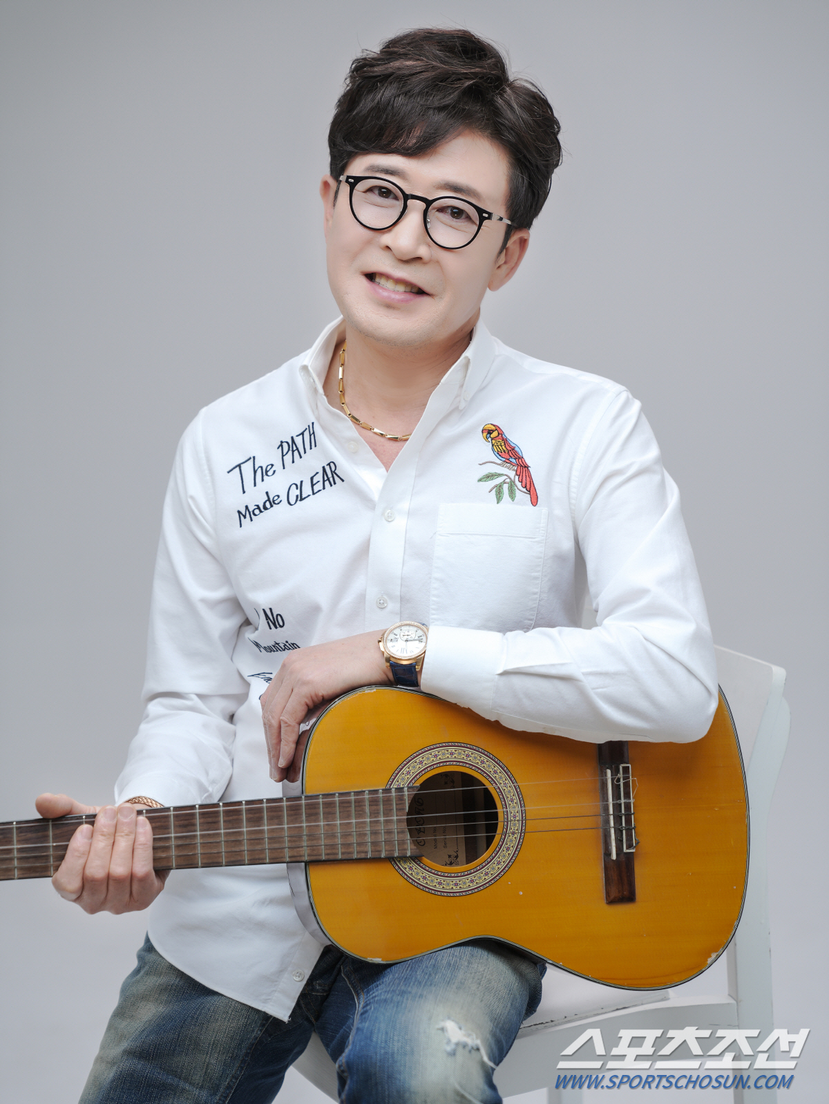 '전국가요대행진' 이부영, 6집 앨범 공개…강진 작사 '그런사랑 해봐요'…