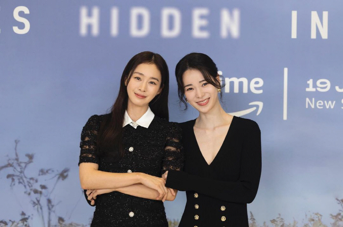 "태쁘 옆 임쁘가 되고싶었다" 김태희x임지연, 비주얼 투샷