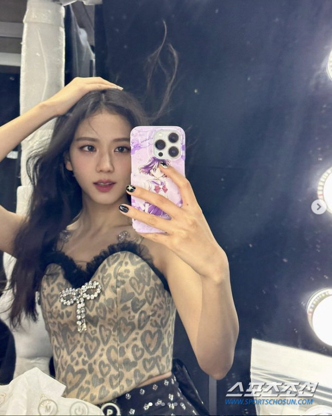 블랙핑크 지수, 팀 동료 '제니' 제치고 '걸그룹 개인 브랜드평판' 1위…