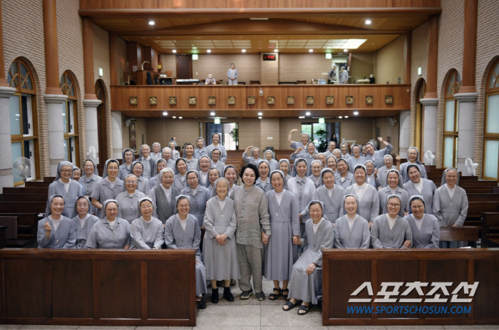 '세계적 팝페라테너' 임형주, 몽골 노밍요스 중등학교 명예교장 위촉…"교…
