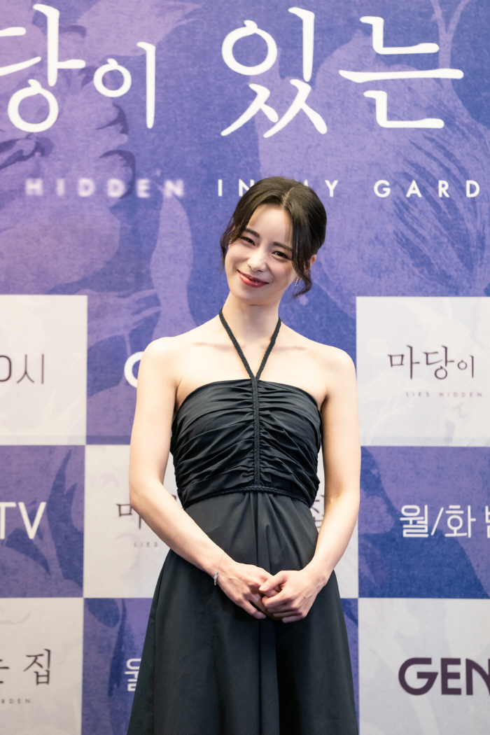 '마당집' 임지연 "송혜교 이어 김태희, 전지현도 기회되면 작품하고파"
