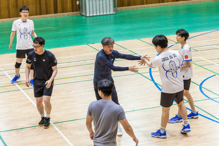 [스페셜올림픽]'프로배구 코치 출신' 강용석 통합배구팀 감독, 10년 넘…