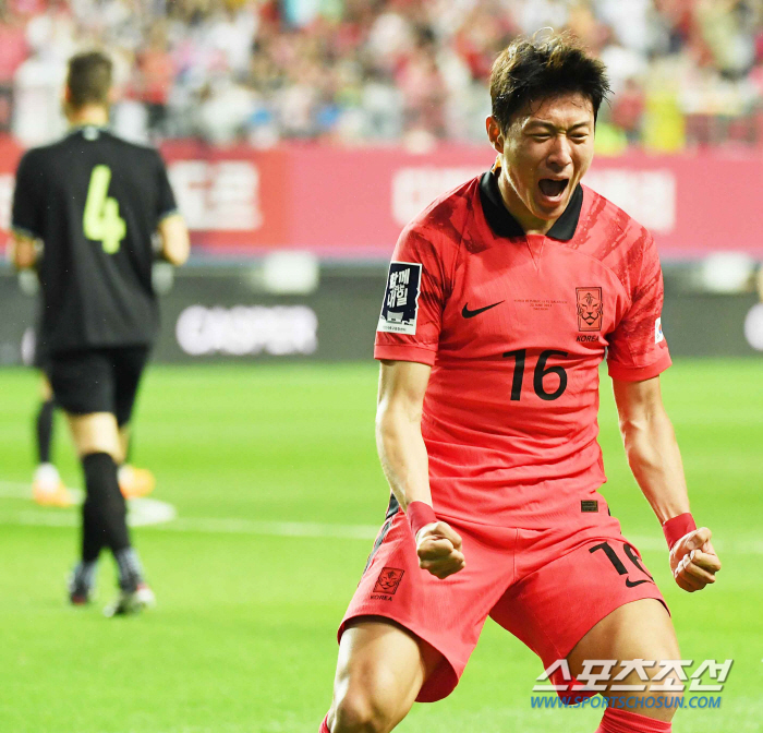 [엘살바도르전]'원샷원킬' 황의조 선제골→후반 42분 뼈아픈 동점골, 韓…