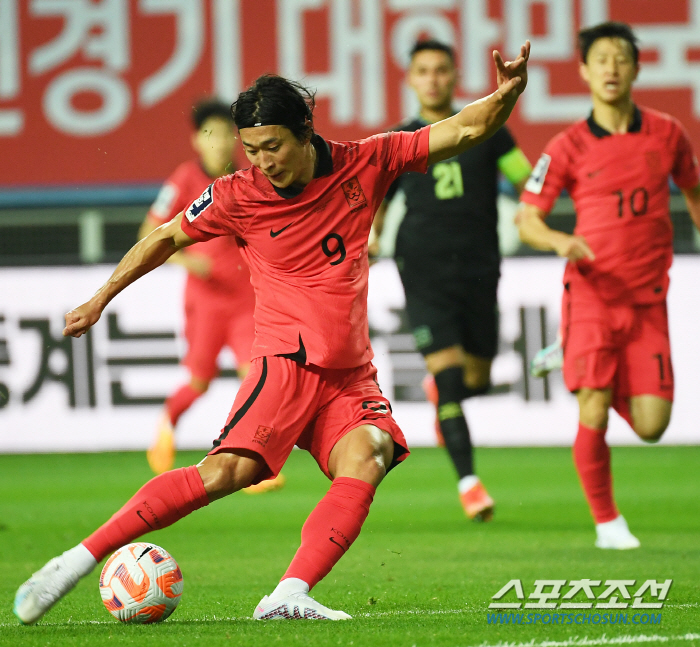 [엘살바도르전]'원샷원킬' 황의조 선제골→후반 42분 뼈아픈 동점골, 韓…