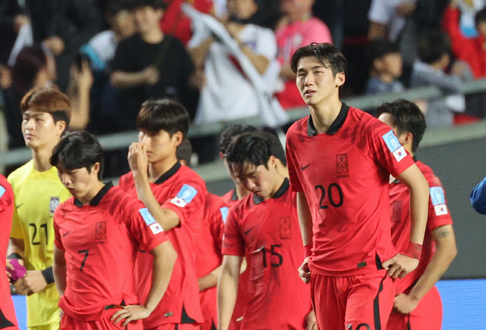 韓 유망주 향한 유럽 관심 폭발, "더 배고파야 한다" 클린스만 감독의 …