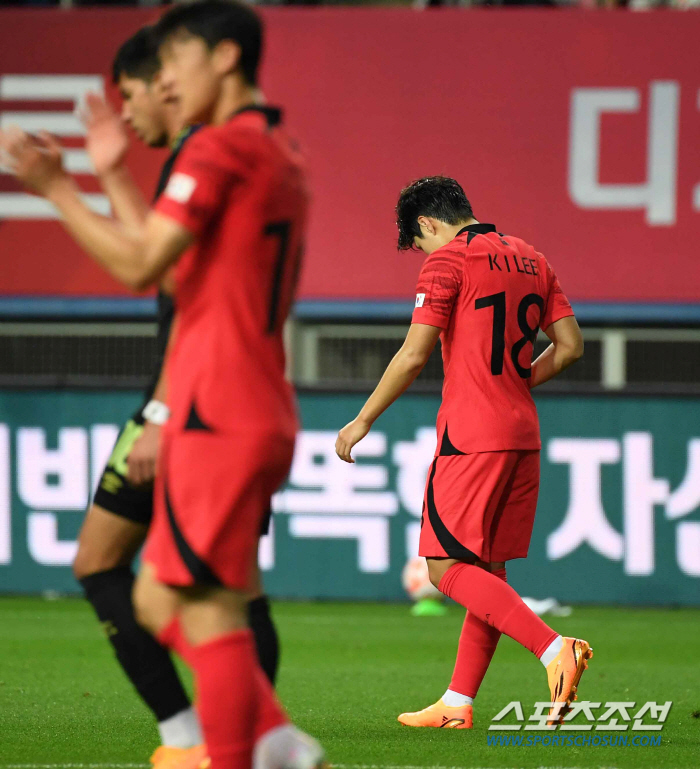 [엘살바도르전]'황금재능' 이강인의 그라운드 매직, 적장이 반한 'PSG…