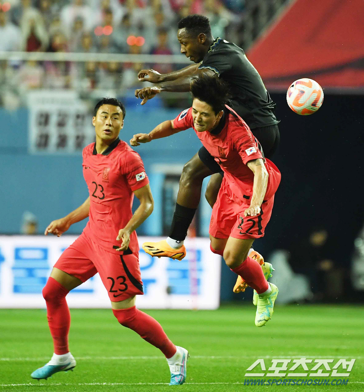 [엘살바도르전]'황의조 환상 선제골에도' 한국, 일본이 6대0으로 이긴 …