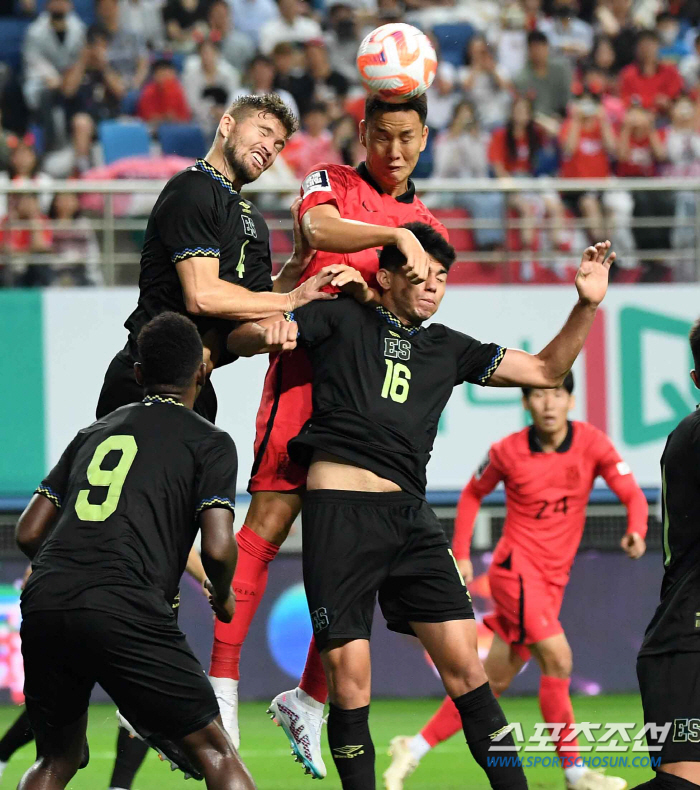 [엘살바도르전 분석]클린스만호, 언제까지 첫 승 얘기해야 하나…日 6-0…