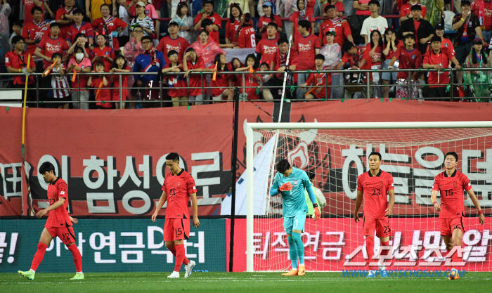[공식 기자회견]클린스만 감독 냉정한 현실 "90분 뛸 수 있는 공격진 …