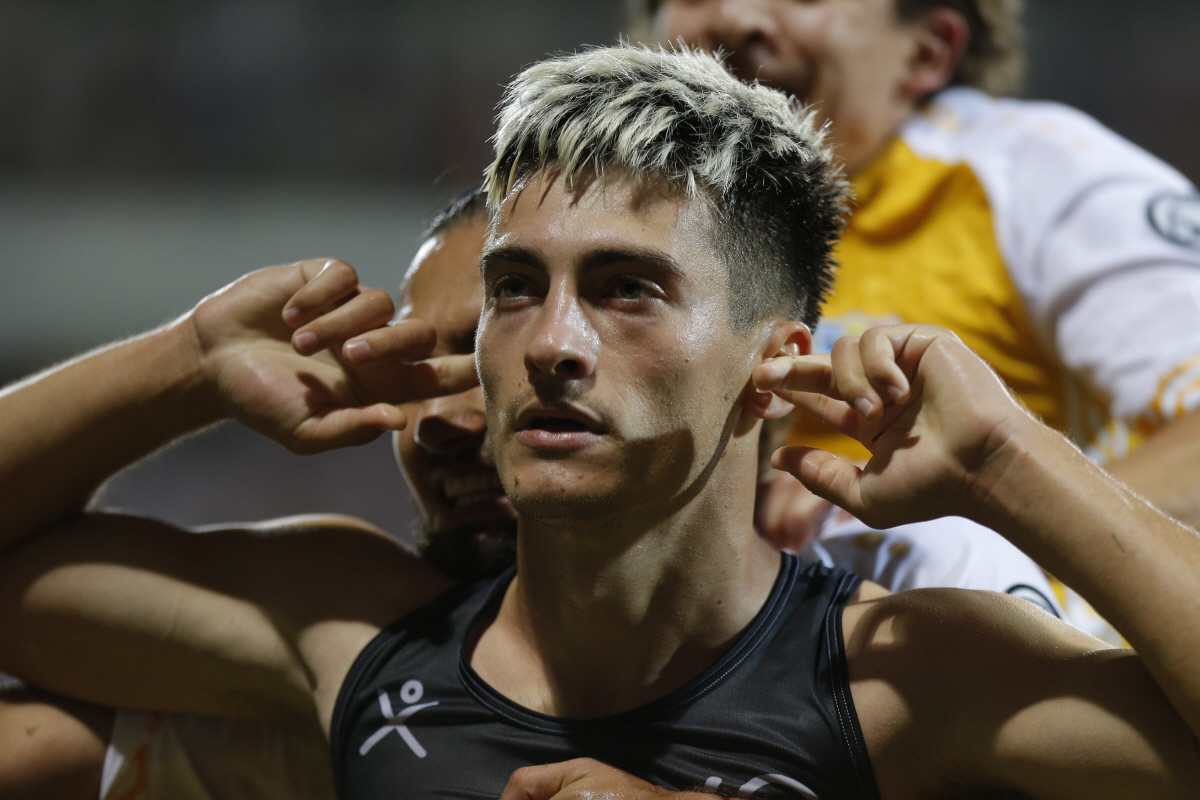 "0-2→3-2, 역전 대이변" 171위 몰도바가 23위 폴란드를 꺾었다…