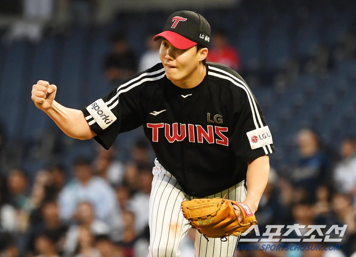 박동원도 희생번트 댔다. 1:0→1:3→3:3→9:3. 10회 분노의 타…