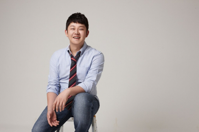 ‘극단 선택 예고’ 최성봉, 자택서 숨진 채 발견..현장서 유서 발견