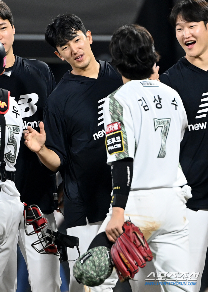 '킬러'가 웃었다…"다음 경기 기대되는데요?"
