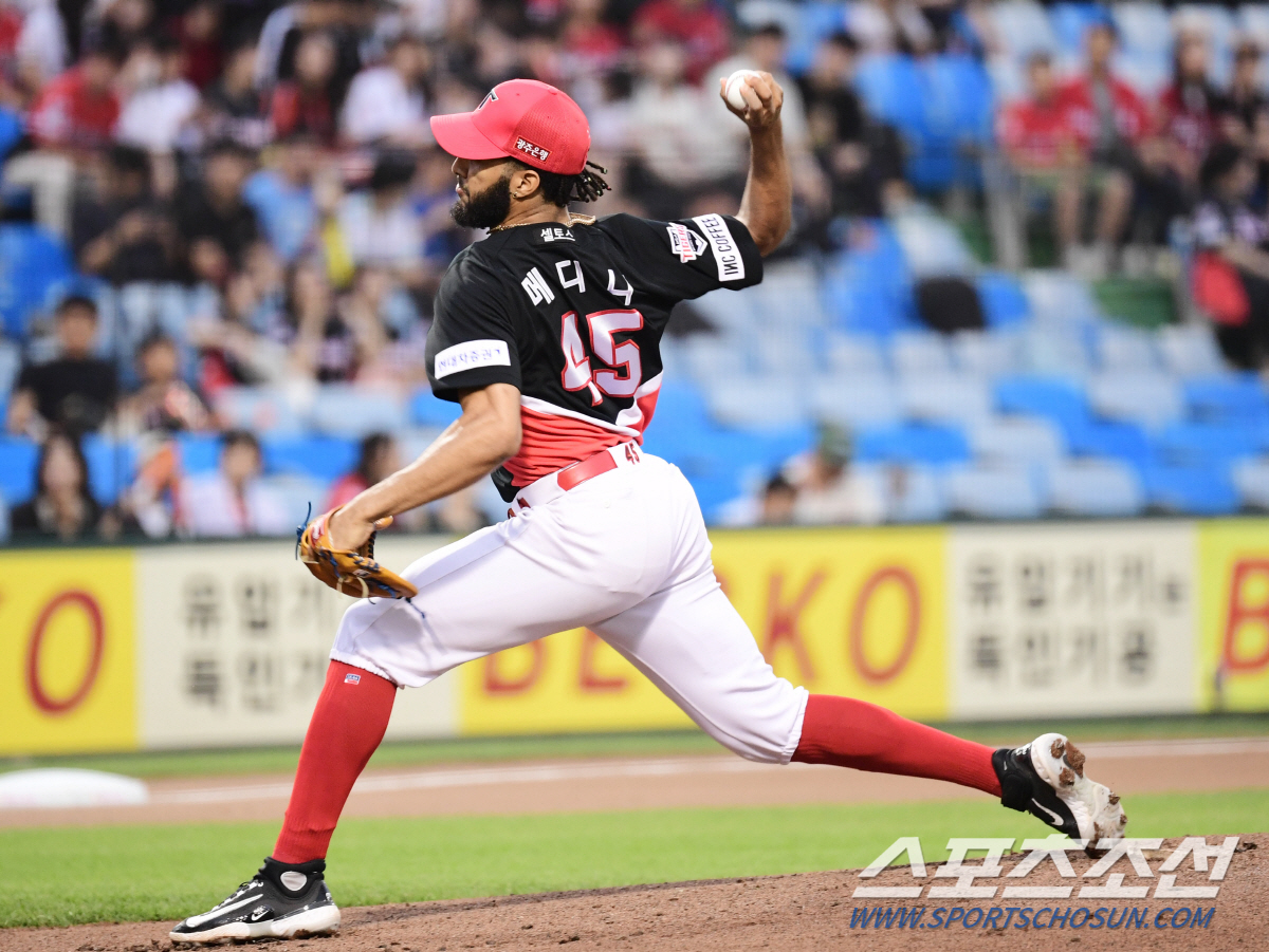 외국인 선발이 3경기 9.2이닝 9실점, 퇴출 안하는 게 신기한 KIA …