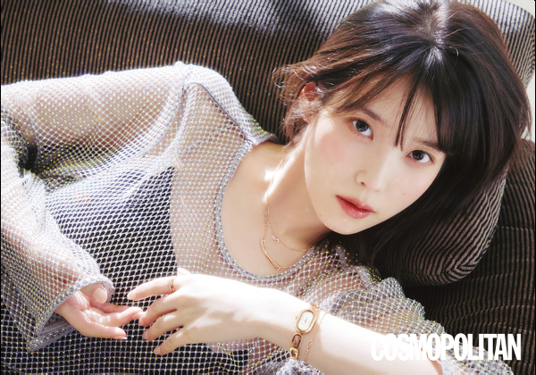 '단발' 아이유 첫 패션 화보..♥이종석 반한 '요정 비주얼'