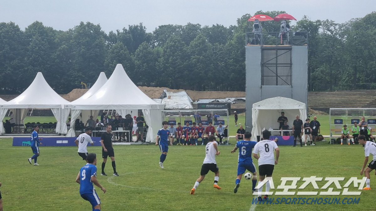 [스페셜올림픽]한국, '홈 어드밴티지'독일에 3대2 승리…예선전 대패 '…