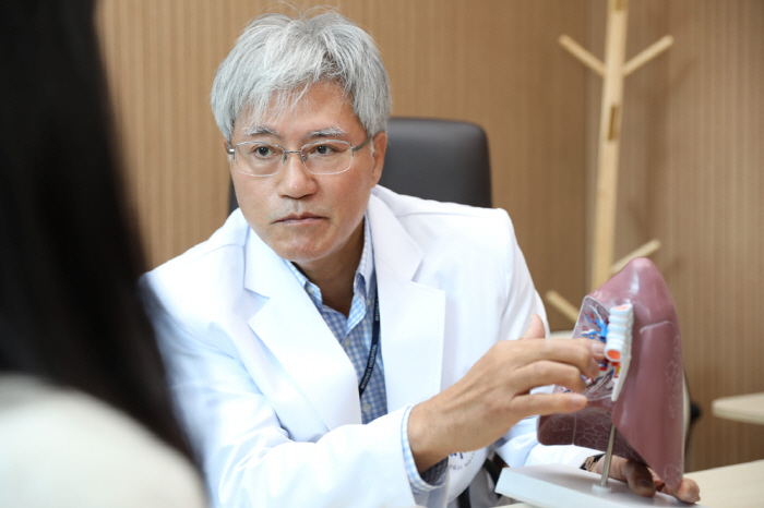 마른기침·가래 혹시 '폐섬유증'?…호흡곤란 오면 3년 내 환자 절반 사망
