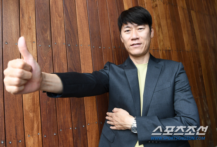 [인터뷰]'4강 신화' 김은중 감독 포커페이스→눈물 범벅 "내게도 최고의…