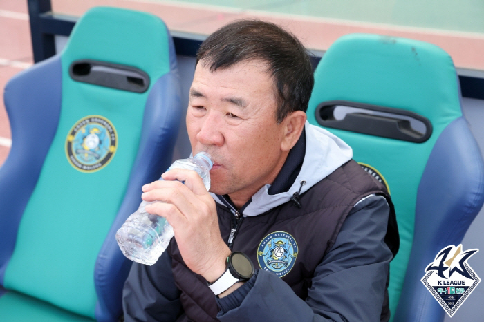 [공식발표]안산 그리너스, '압수수색' 임종헌 감독 전격 경질