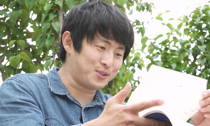 기안84, 맨손으로 볶음밥 먹방…숟가락 없어도 고민 없이('나혼산')