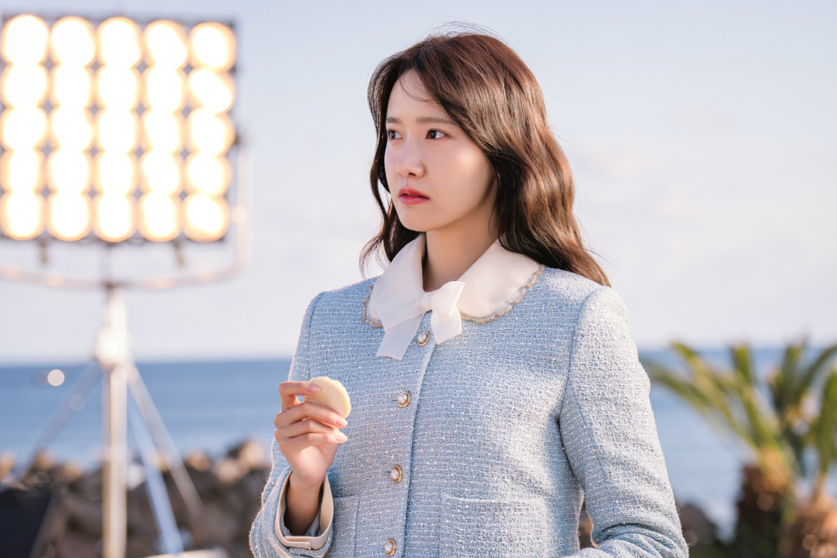 임윤아, 눈부신 비주얼+4개 국어 연기…동영상 TOP 10에 오른 이유 …