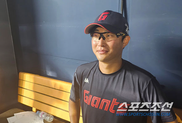 'LG 약점간파→도루저지→출루까지' 엘롯라시코 승리 이끈 80억 포수, …