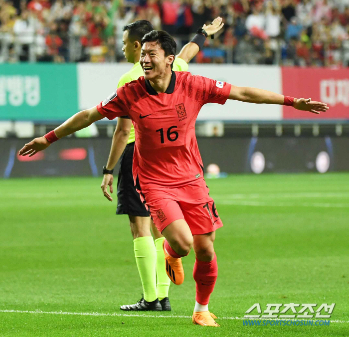 [현장인터뷰]안익수 FC서울 감독 "황의조와의 시간은 최고…대안 없다"