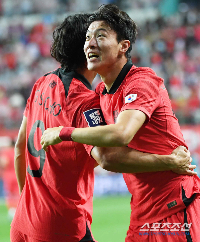 [현장인터뷰]안익수 FC서울 감독 "황의조와의 시간은 최고…대안 없다"