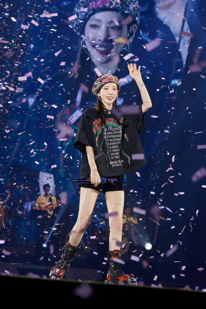 태연, 대만 콘서트 3분 만에 '전석 매진'…1만 2천 관객 열광