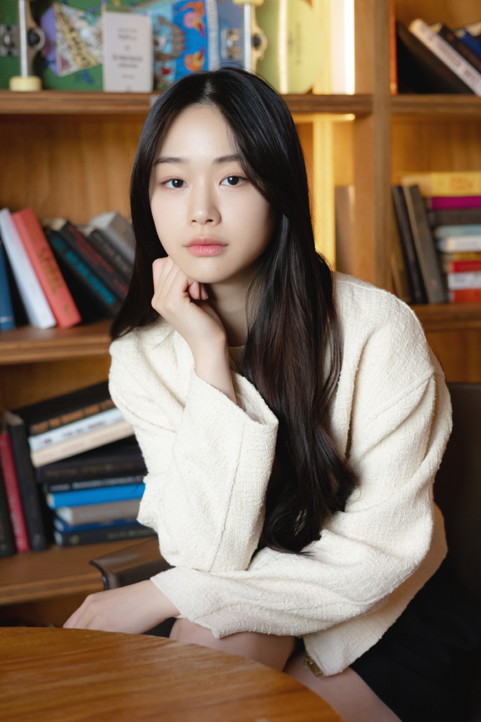 [SC인터뷰] "세훈 오빠에게서 떨어져"→"예뻐요"..'우사모' 장여빈,…