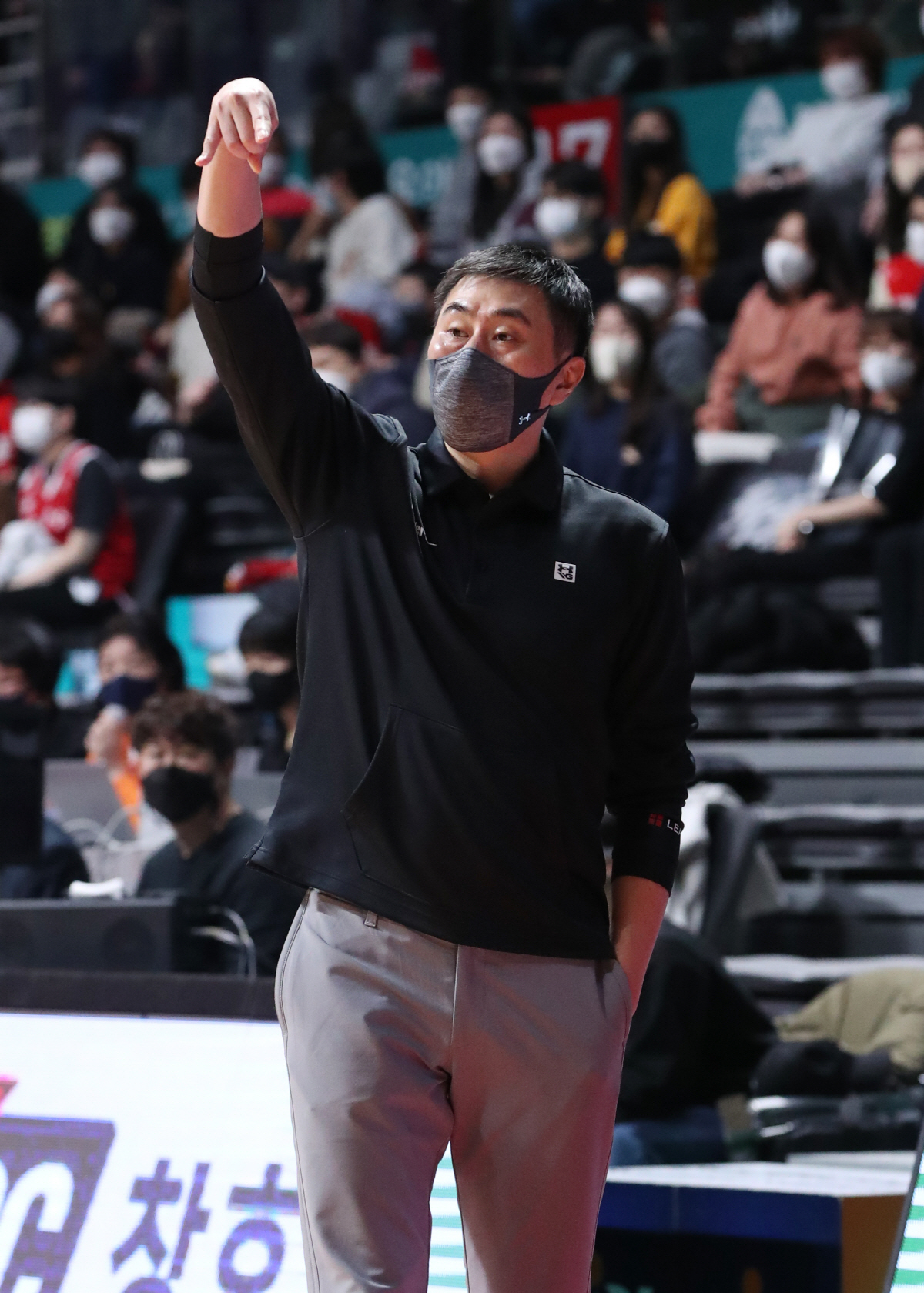'충격 변신' 레전드 이상민 전 삼성 감독, KCC 코치로 돌아왔다