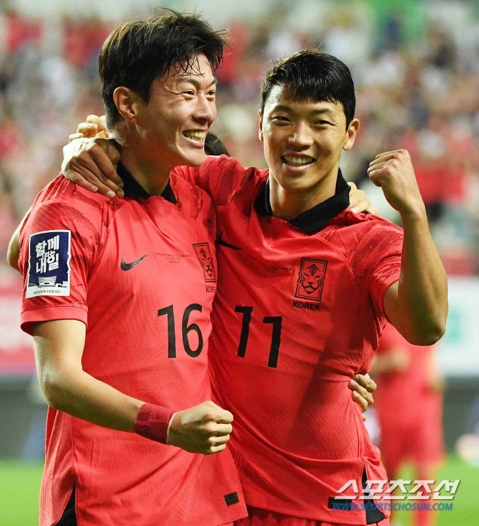 유럽 재도전 앞둔 황의조 사생활 폭로 논란, "전부 거짓→강력 법적 대응…