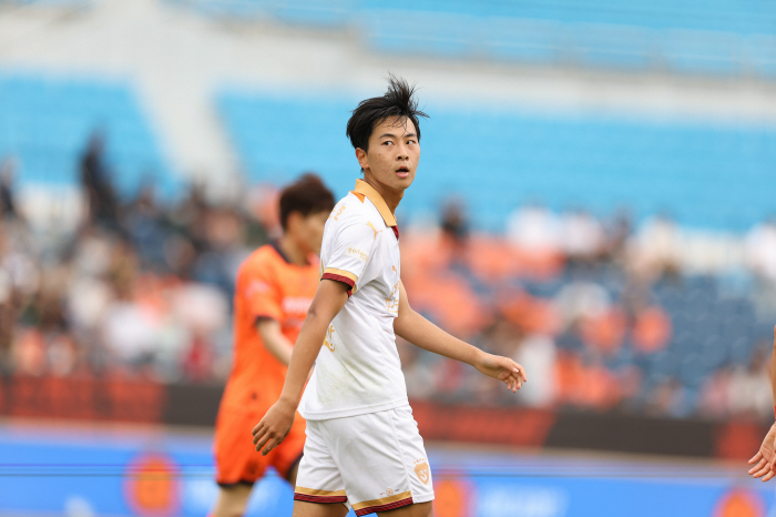 신진호·이수빈·이승모 떠나도 '갓기동 아들' 있기에…, 김준호 라인타는 …