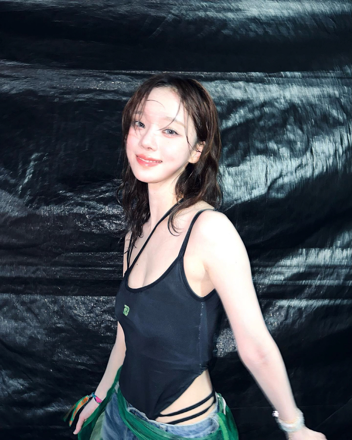 "세상 젤 예쁘네"…에스파 윈터, 과감한 '워터밤' 의상에 팬들도 '깜짝…