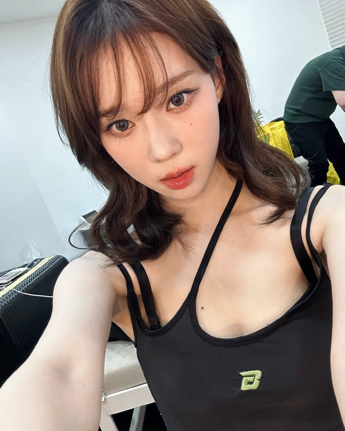 "세상 젤 예쁘네"…에스파 윈터, 과감한 '워터밤' 의상에 팬들도 '깜짝…