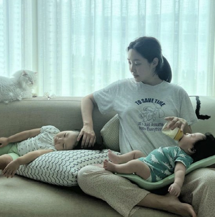 최희, 출산한 산모는 이 한여름에도…"양말 신고 자라는 엄마 말 안들었다…