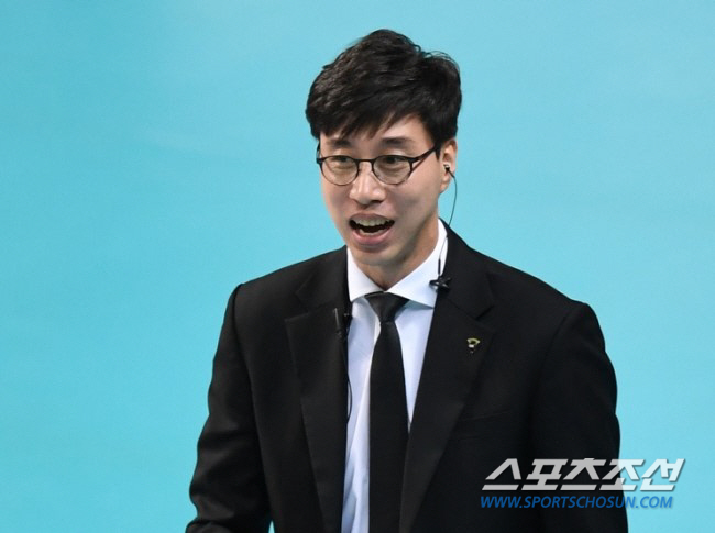 KOVO 사용구 교체 결단. 김세진 경기운영본부장 선임. AG 금메달에 …