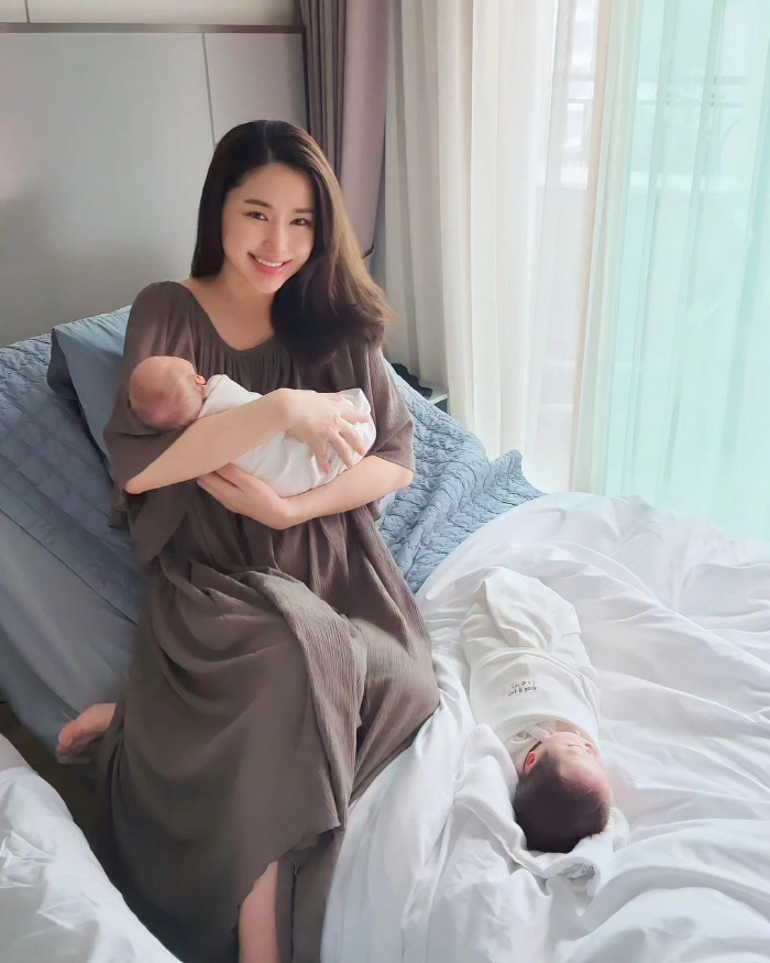 공현주, 쌍둥이 초보맘의 현실 육아 걱정..."내가 둥이맘 이라니"