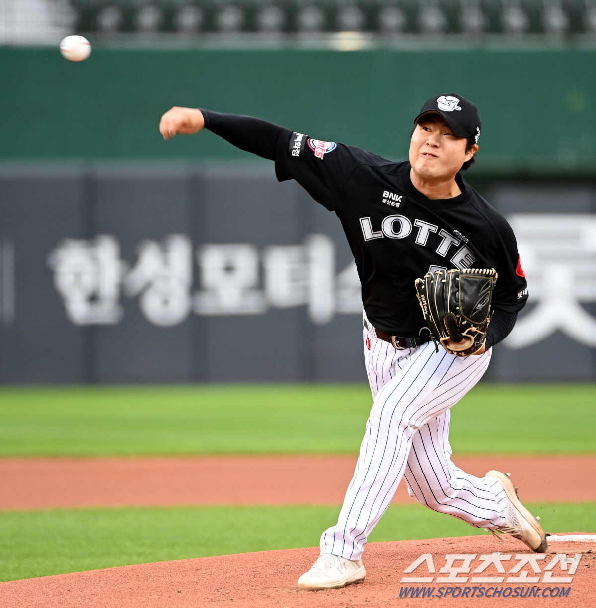 "분위기 휩쓸리지 말자" 8명의 혼신투→최고참의 질주→이적생 포수의 데뷔…