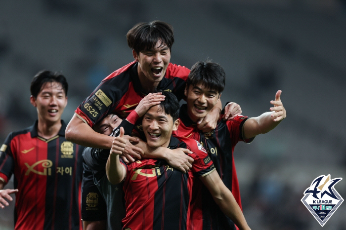 '前 한국 캡틴' FC서울 기성용, 'SON→이한범' 대표팀 후배 향한 …