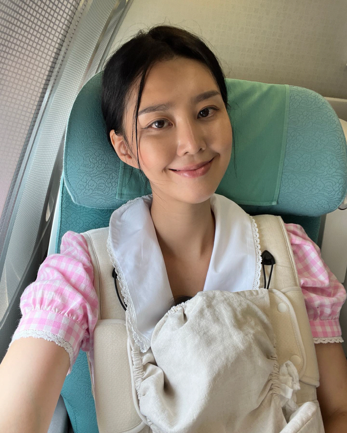 '송재희♥' 지소연, 딸과 첫 비행기 탑승 '멘붕'.."목놓아 울어 온몸…